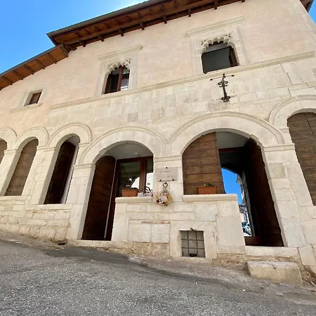 Le Cancelle - Residenza D'epoca Bed & Breakfast L'Aquila