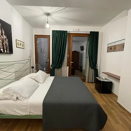 Le Cancelle - Residenza D'epoca * LʼAquila